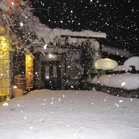 Small Stone Maisonette 1 펜션 *